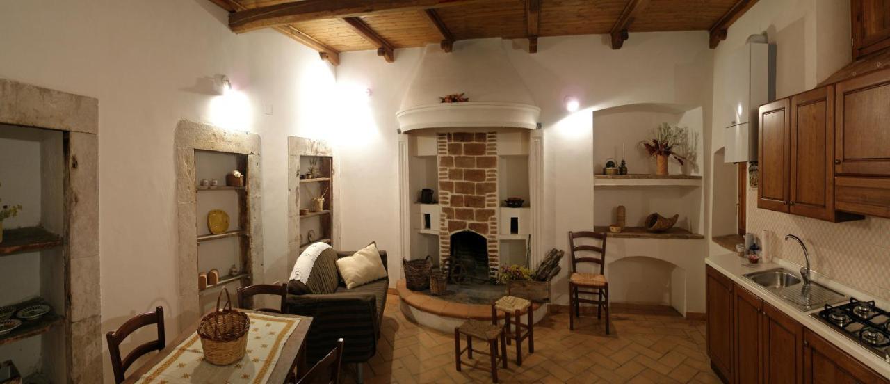 Le Siepi Country House Santo Stefano Di Sessanio Exterior photo